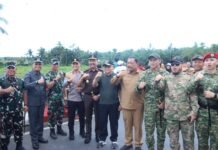 Kapolda Bengkulu Hadiri Kegiatan Penerjunan Taktis dan Free Fall Latihan Kopassus di Jembatan Layang Danau Dendam