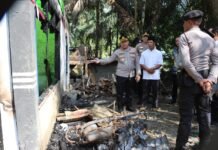 Wujud Kepedulian, Kapolres Bengkulu Utara Sambangi Langsung Korban Kebakaran Maut di Desa Senali