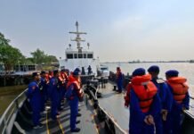 Polri Perkuat Operasi SAR KM Virgo Transport 8, Tiga Kapal Polisi Diberangkatkan