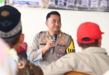 Jelang Pilkades, Kapolres Lebong Gelara Kumpul Bersama Masyarkat Di Desa Ujung Tanjung I